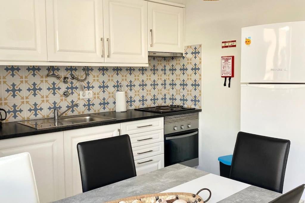 Casa Azul Em Alcantarilha - Algarve エクステリア 写真