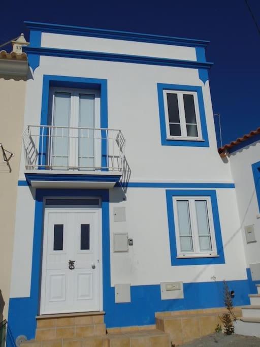 Casa Azul Em Alcantarilha - Algarve エクステリア 写真